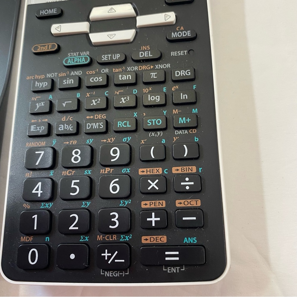 Sharp scientific calculator. EL531- tx. Preowned - Picture 5 of 5